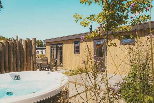 Privé jacuzzi bij een wellnessaccommodatie