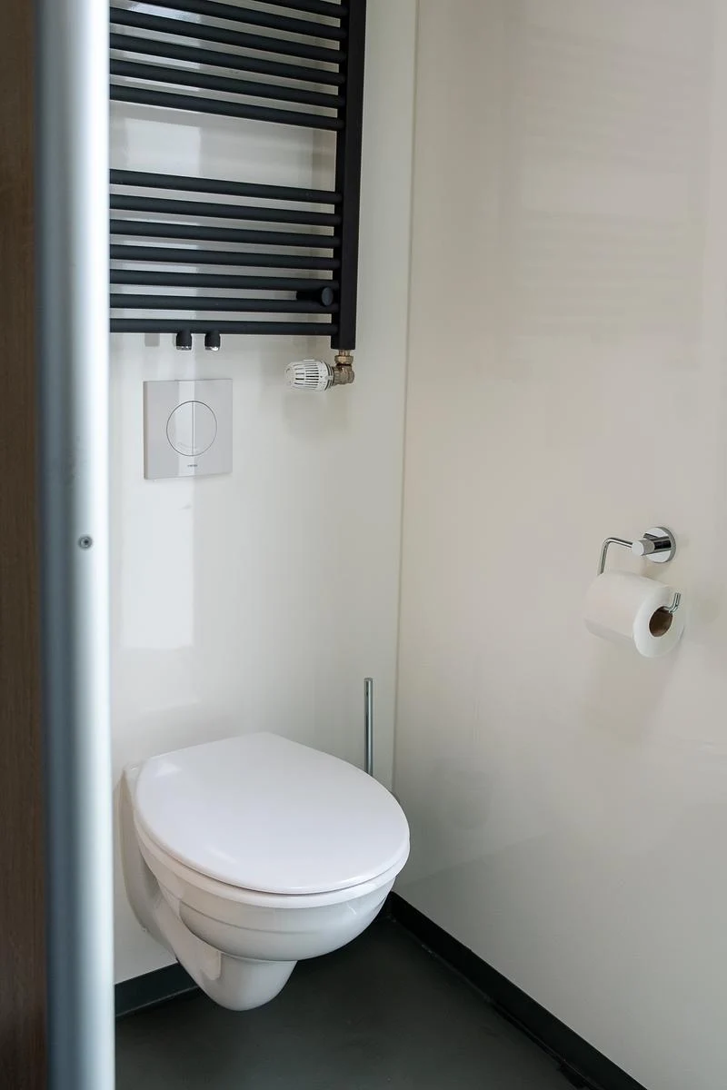 Eigen toilet in het privé sanitair bij De Witte Berg